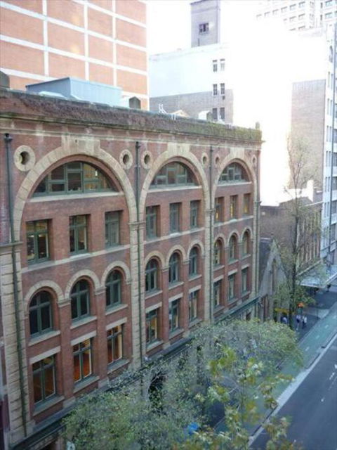 PI702 - Ideally Located Sydney CBD - Tourism Search 1