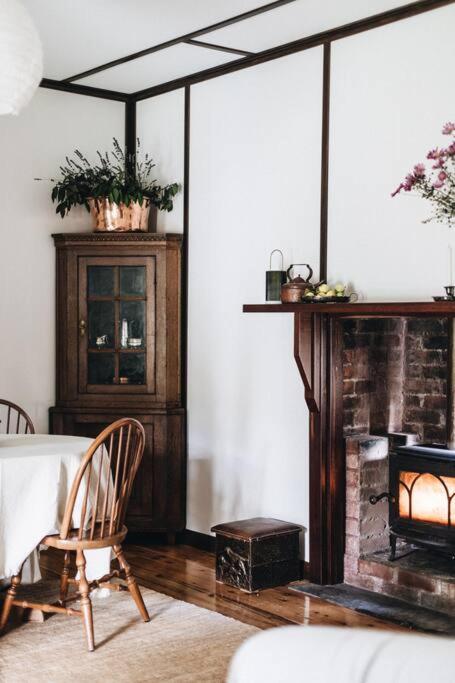 Pickers Hut - A Country Style Featured Dream Stay - Tourism Search 2