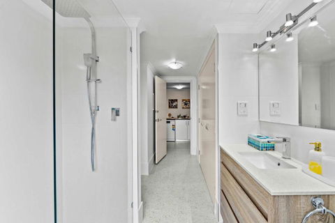 Prime Perth Apartment - Tourism Search 2