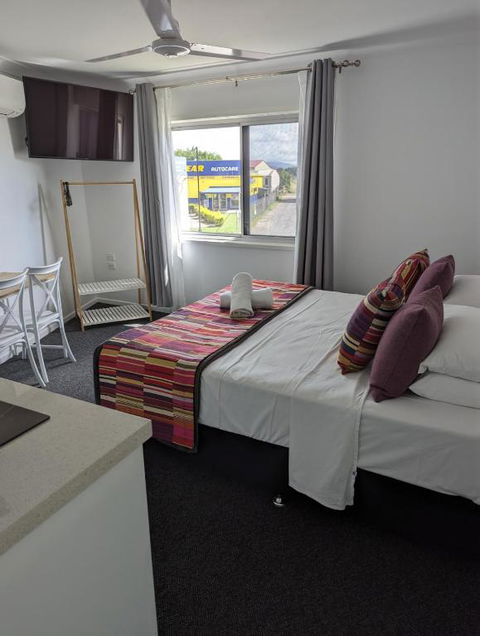 PROSERPINE MOTOR LODGE - Tourism Search 3