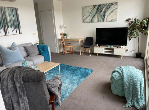 Qbn Cracker: 2BR, 2BA, 2 Secure B/ Ment Car Parks - Tourism Search 2