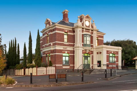 QPO QUEENSCLIFF - Tourism Search 0