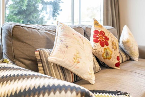 Quaint Auchenflower 1B1B Apt W Parking Close To UQ - Tourism Search 1