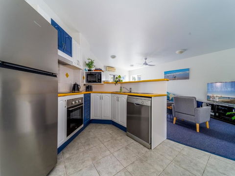 Quality Esplanade Apartment - Tourism Search 2