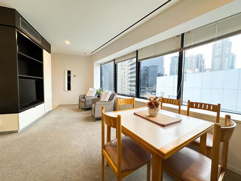 QV Central Oasis Contemporary City Getaway - Tourism Search 2