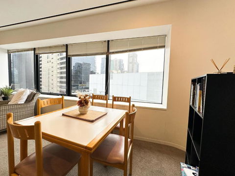 QV Central Oasis Contemporary City Getaway - Tourism Search 1