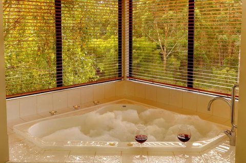 Rainbow Trail Chalets - Tourism Search 1