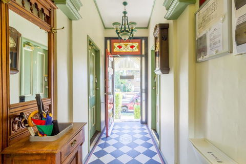 Randwick City Lodge 2 - Tourism Search 0