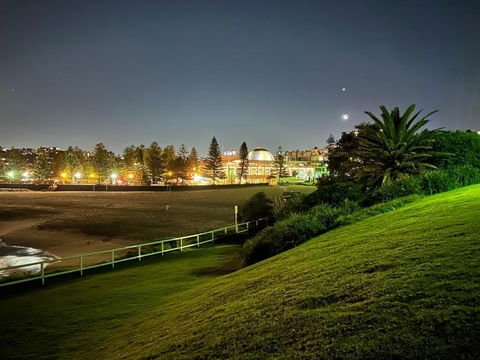 Randwick Luxury 2 Bed Apt - Tourism Search 2