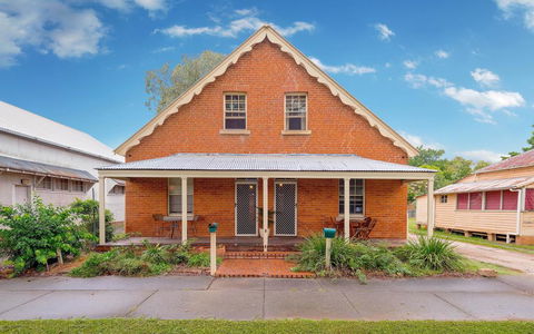 Azile 1875 Heritage Victorian Duplex - Tourism Search 3