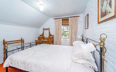 Azile 1875 Heritage Victorian Duplex - Tourism Search 1