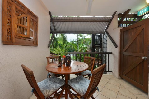 Bale 19 @ Hibiscus - Tourism Search 1