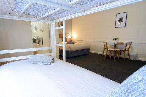 Barclay On View - Tourism Search 2