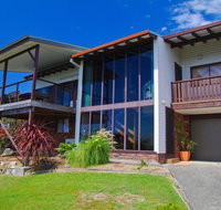 Barrels Beach House 28 Dulconghi Street - Tourism Search