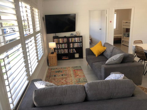 Bay Breeze Cottage - Tourism Search 2