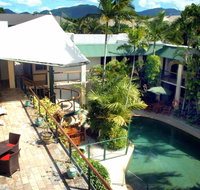 Bay Village Tropical Retreat  Apartments
