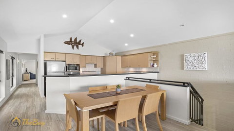 Beach House 72A Marine Drive - Fingal Bay - Tourism Search 3