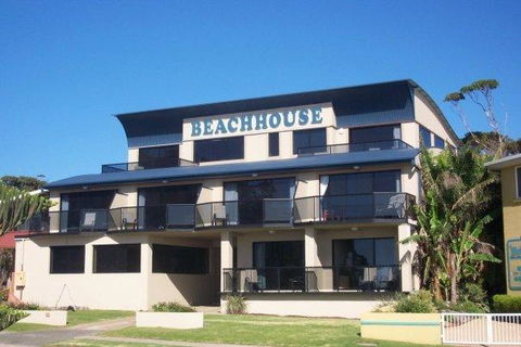 Beach House Mollymook - Tourism Search 1