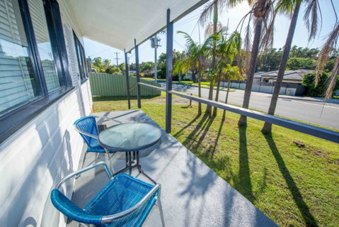 Beach House On James Patterson - Tourism Search 3