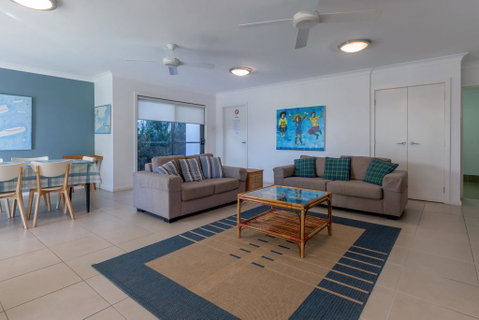 Beach House, Pacific Road, 1/20 - Tourism Search 3