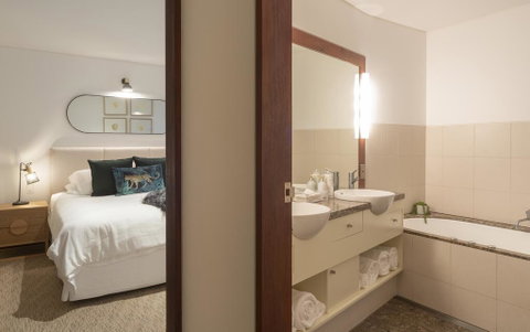 Beach Suites - Tourism Search 1