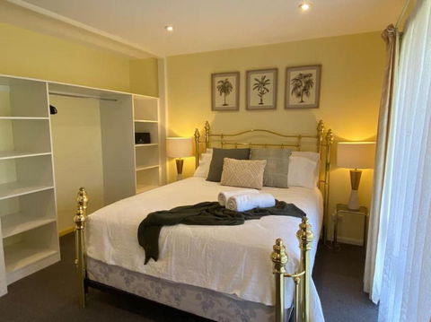 Reel & Relax: 3BR Beach House - Fish, Swim, Surf - Tourism Search 2