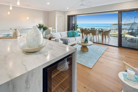 Relax & Daydream At 2 Elementa - Tourism Search 3