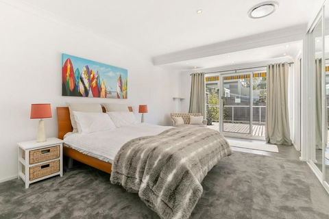 Resort Living Coogee - Tourism Search 1