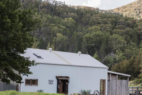 Riverlea Stables- Style And Charm Await You! - Tourism Search 2