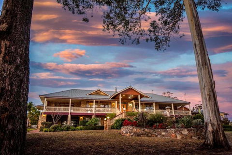 Robyn\'s Nest Lakeside Resort - Tourism Search 0