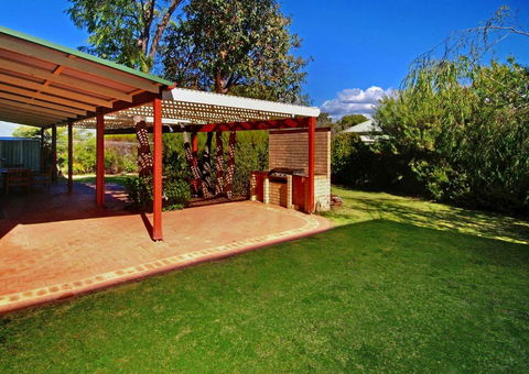 Rosewood Cottage - Tourism Search 3