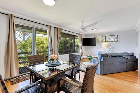 Sanctuary Lakes Fauna Retreat - Tourism Search 0