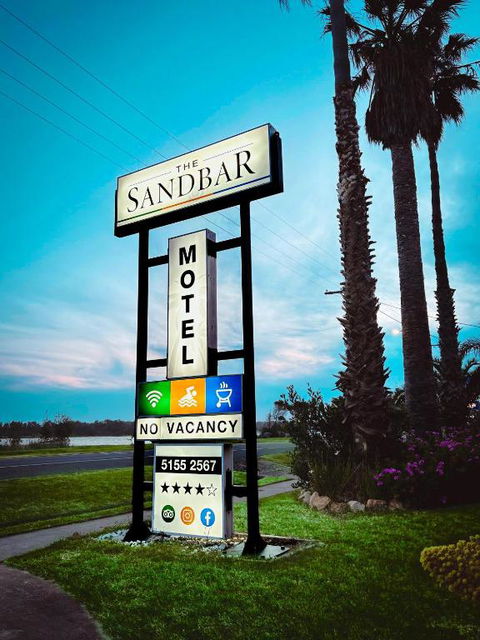 Sandbar Motel - Tourism Search 1
