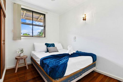 Sandbar On Moreton 5 Bedroom - Tourism Search 2