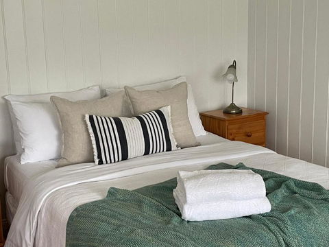 Sandpiper - Charming Beach Villa - Tourism Search 3