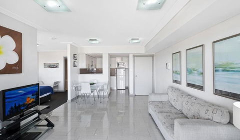 Sandy Cove Apartment The Entrance 48b - Tourism Search 3