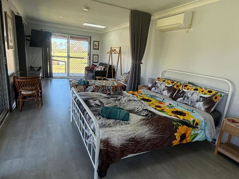 Sunrise Quarter Horse Stud - Tourism Search 2