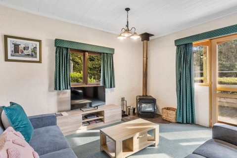 The Clocktower - Serene Stay At Herons Rise Vineyard - Tourism Search 2