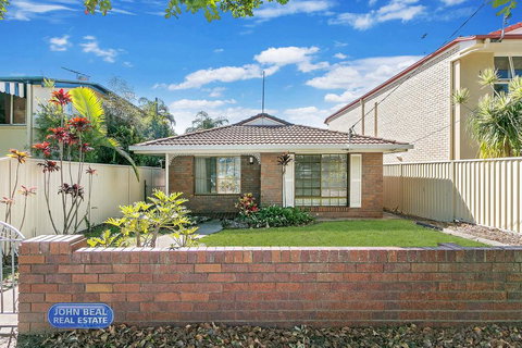 Beachside Holiday Home - Tourism Search 0