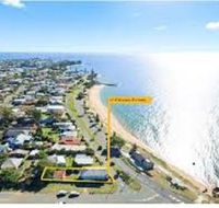 Beachside Queenslander - Tourism Search