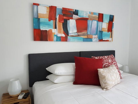 Beau Monde Apartments Newcastle - Worth Place Apartment - Tourism Search 1