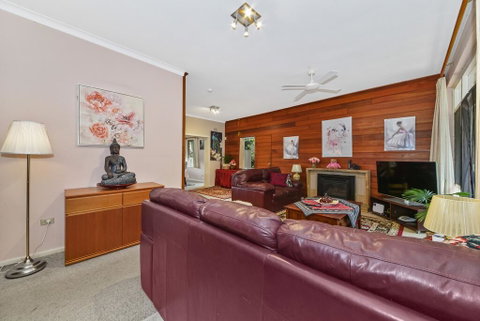 BEAUTIFUL HOLIDAY HOME CLOSE TO KU-RING-GAI CHASE NNT328 - Tourism Search 2