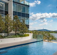 Beautiful Modern Lake View Apartment - Tourism Search