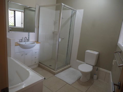 Bed And Breakfast With Airport Transfers And Rental Car - Tourism Search 2