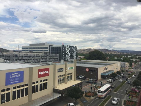 Beer Deluxe Albury - Tourism Search 3