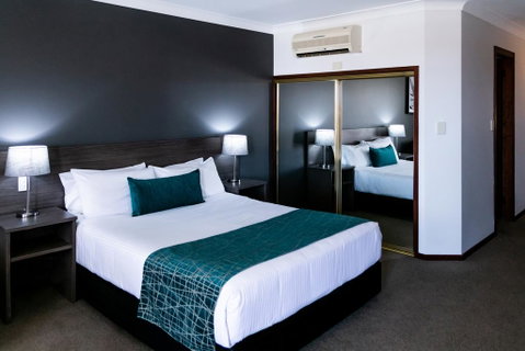Best Western Plus Ambassador Orange - Tourism Search 2