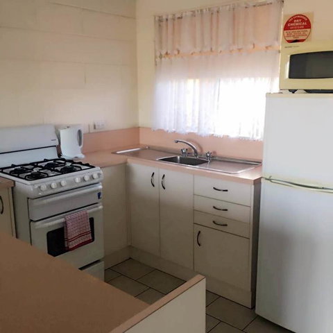 Black Swan Motor Inn - Tourism Search 3