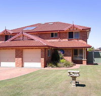 Blue Bay 83a Rocky Point Road - Foxtel  air conditioning downstairs - Tourism Search