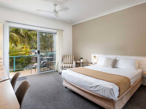 Blueys Motel - Tourism Search 3