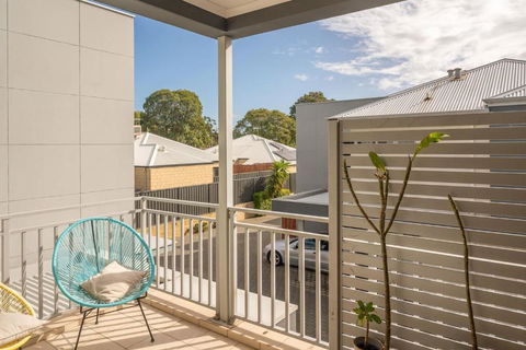 The Nordic Nook - A Relaxed Redcliffe Stay - Tourism Search 1